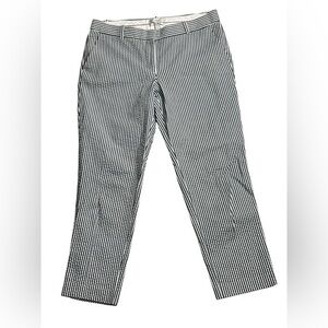 EUC J.Crew Cafe Capri Size 4 100% Cotton Capris Navy & White